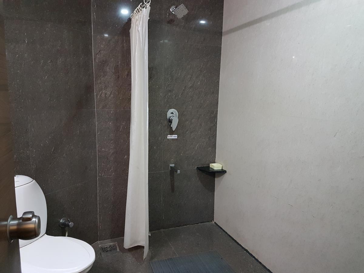 Hotel Savera Palace Ābu Eksteriør billede